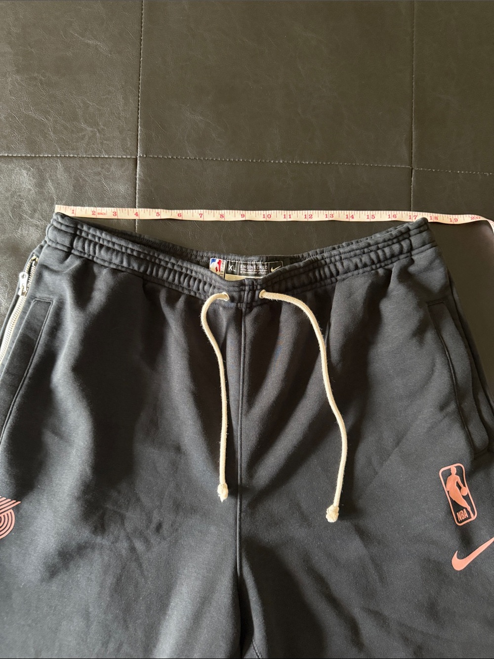 Nike Standard Issue NBA Authentic Portland Trail Blazer Sweat Pants - Picture 9 of 11